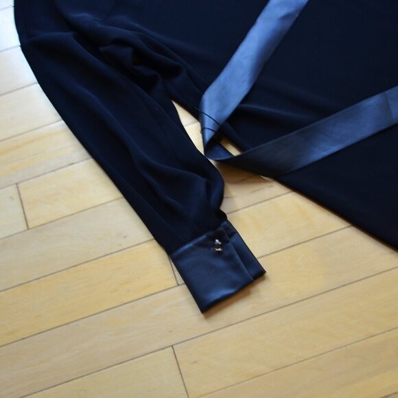 Vince Long Sleeve Belted Slit Neck Dress Size S Black NWT - Picture 12 of 12